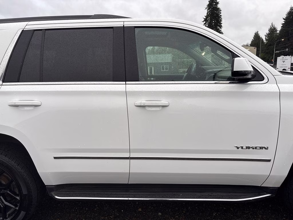 2018 Summit White GMC Yukon SLT 4X4 SUV