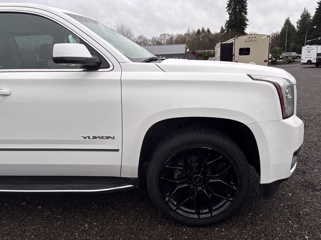 2018 Summit White GMC Yukon SLT 4X4 SUV