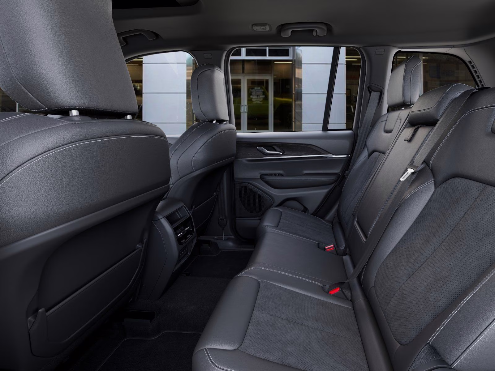 2026 Bright White Clearcoat Jeep Grand Cherokee Laredo 4X4 SUV