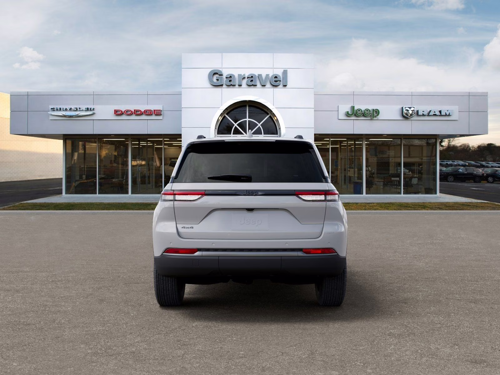 2026 Bright White Clearcoat Jeep Grand Cherokee Laredo 4X4 SUV