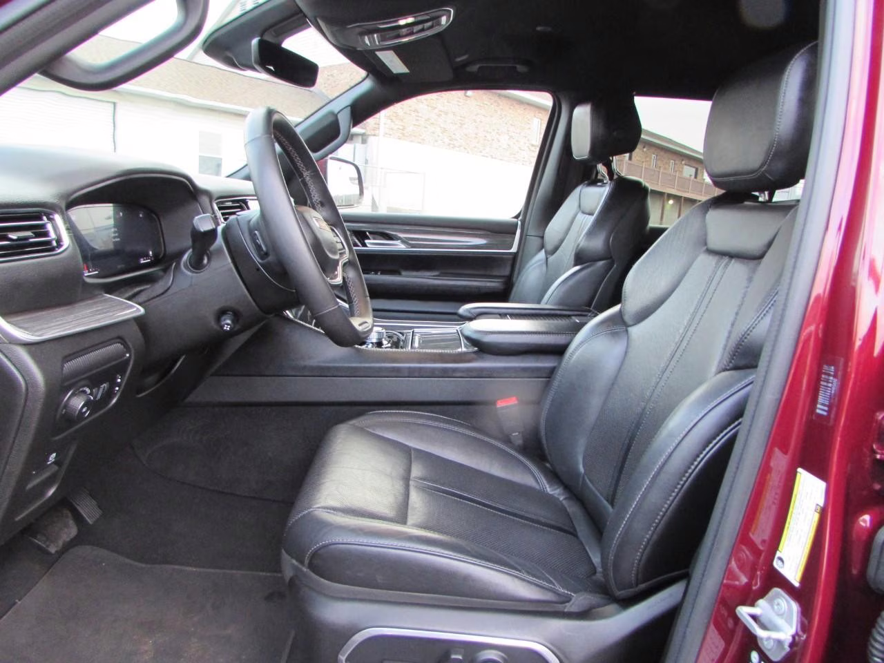 2022 Velvet Red Pearlcoat Jeep Wagoneer 4WD Series II 4X4 SUV