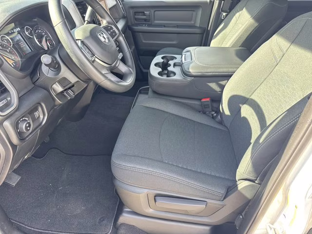 2026 Bright White Clearcoat Ram 2500 Tradesman 4X4 Truck