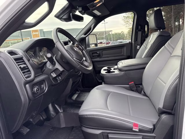 2026 Bright White Clearcoat Ram 2500 Tradesman 4X4 Truck