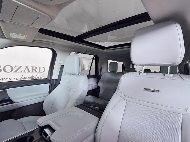 2026 Star White Metallic Tri-Coat Ford Expedition Max Platinum 4X4 SUV