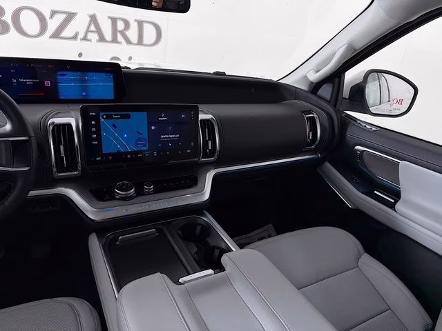 2026 Star White Metallic Tri-Coat Ford Expedition Max Platinum 4X4 SUV