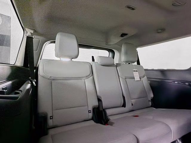 2026 Star White Metallic Tri-Coat Ford Expedition Max Platinum 4X4 SUV