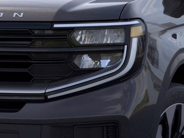 2026 Space Silver Metallic Ford Expedition Platinum 4X4 SUV