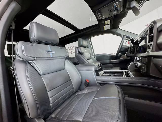2026 Star White Metallic Tri-Coat Ford Super Duty F-250 SRW Platinum 4X4 Truck