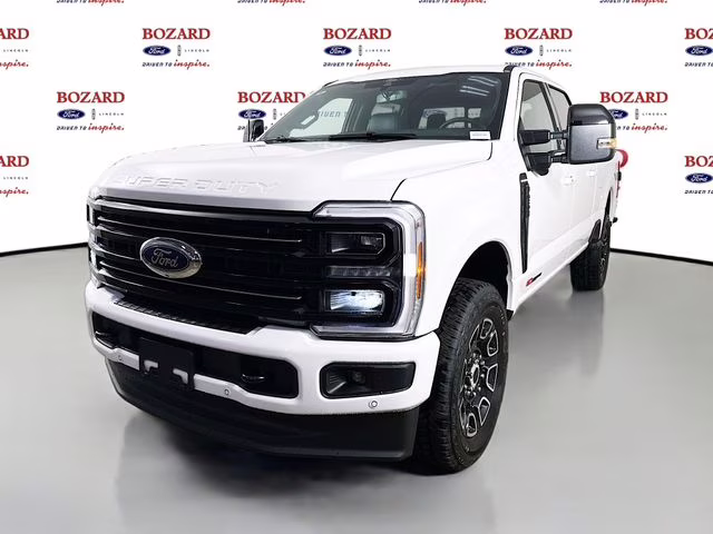 2026 Star White Metallic Tri-Coat Ford Super Duty F-250 SRW Platinum 4X4 Truck