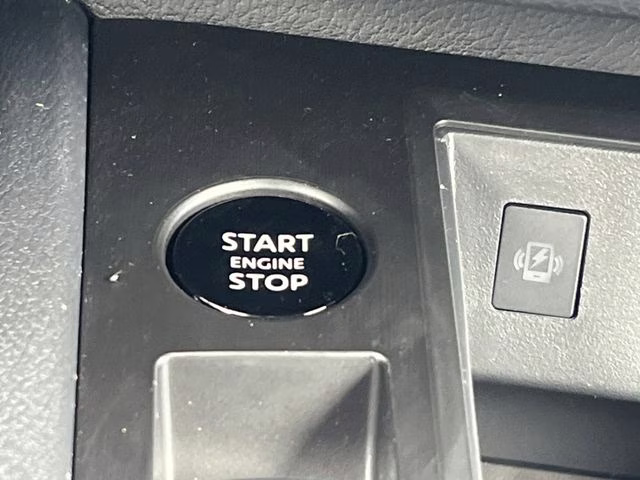 2026 Super Black Nissan Kicks SV FWD SUV