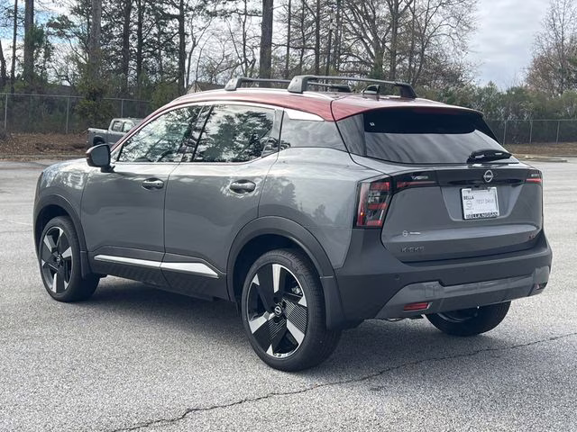 2026 Gun Metallic/Scarlet Ember Tintcoat Nissan Kicks SR FWD SUV
