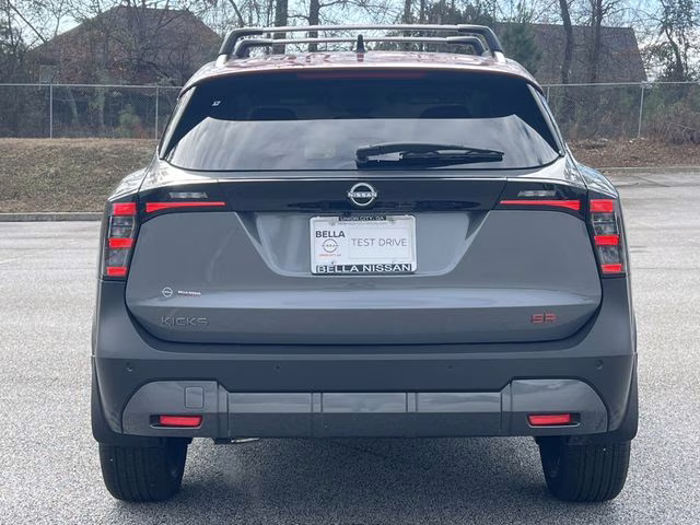 2026 Gun Metallic/Scarlet Ember Tintcoat Nissan Kicks SR FWD SUV