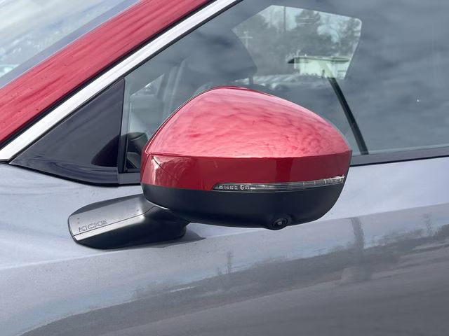 2026 Gun Metallic/Scarlet Ember Tintcoat Nissan Kicks SR FWD SUV