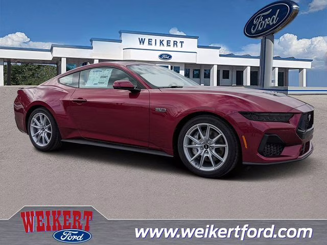 2026 Molten Magenta Metallic Tinted Clearcoat Ford Mustang GT Premium RWD Coupe