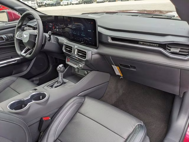 2026 Molten Magenta Metallic Tinted Clearcoat Ford Mustang GT Premium RWD Coupe