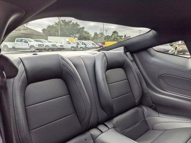 2026 Molten Magenta Metallic Tinted Clearcoat Ford Mustang GT Premium RWD Coupe