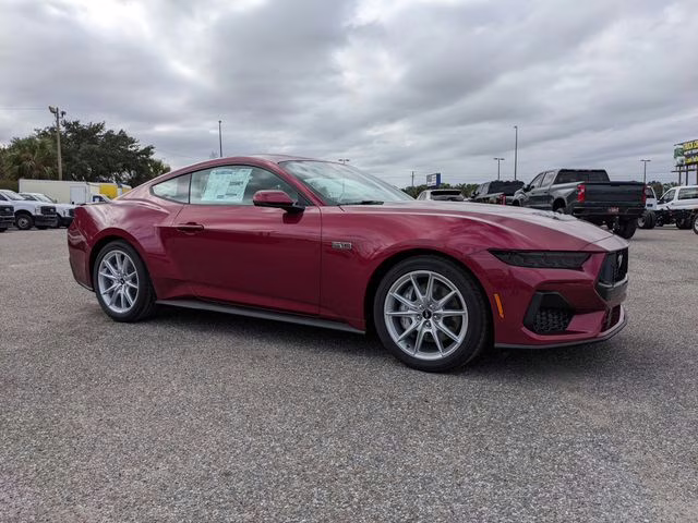 2026 Molten Magenta Metallic Tinted Clearcoat Ford Mustang GT Premium RWD Coupe