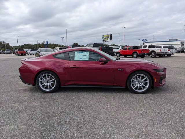 2026 Molten Magenta Metallic Tinted Clearcoat Ford Mustang GT Premium RWD Coupe