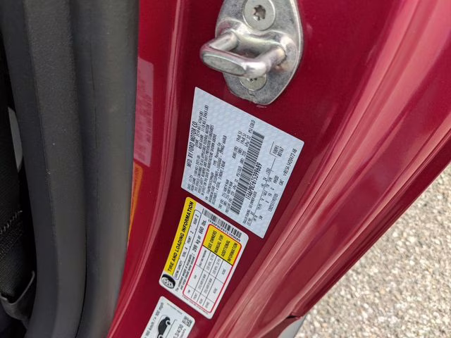 2026 Molten Magenta Metallic Tinted Clearcoat Ford Mustang GT Premium RWD Coupe