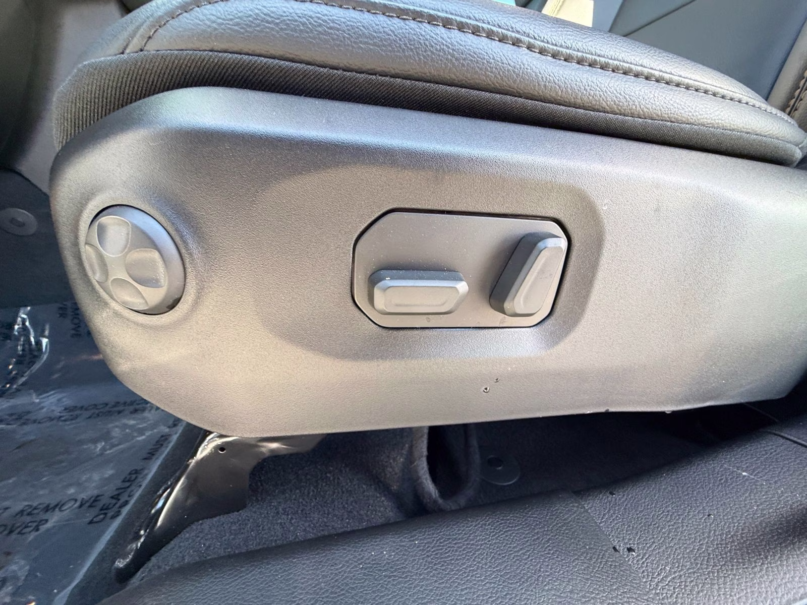 2026 Bright White Clearcoat Jeep Wrangler Sahara 4X4 SUV