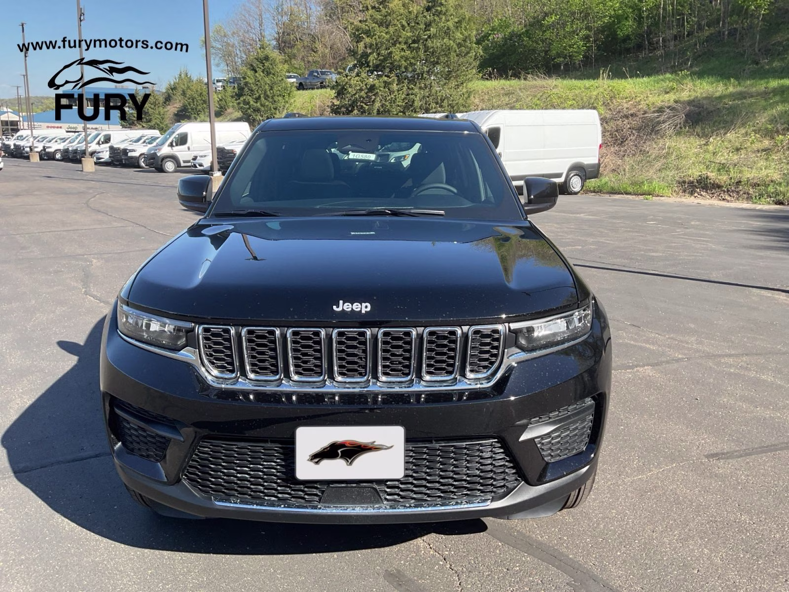 2025 Diamond Black Crystal Pearlcoat Jeep Grand Cherokee Laredo X 4X4 SUV