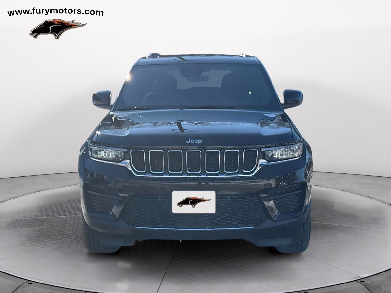 2025 Diamond Black Crystal Pearlcoat Jeep Grand Cherokee Laredo X 4X4 SUV