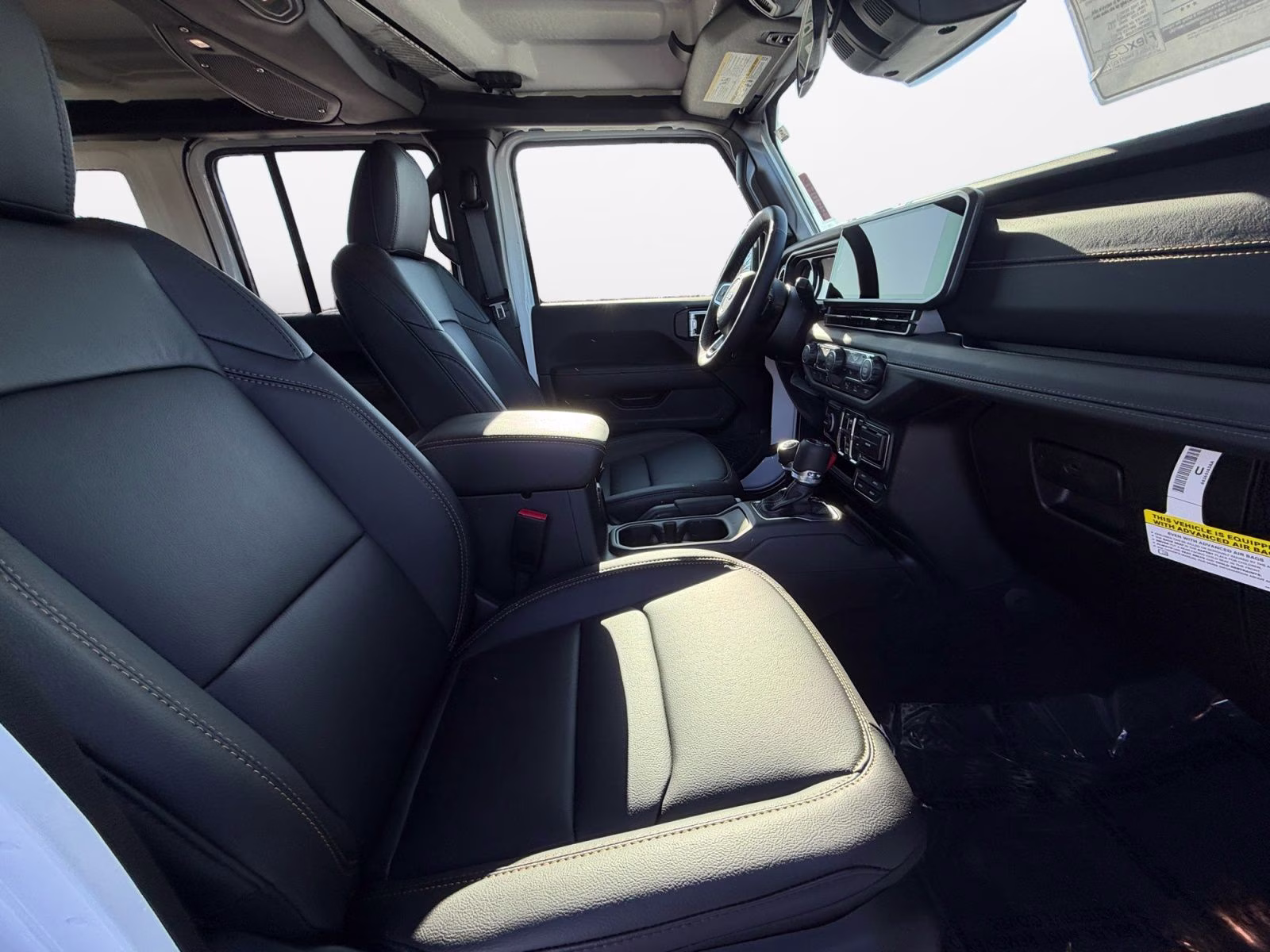 2026 Bright White Clearcoat Jeep Wrangler Sahara 4X4 SUV