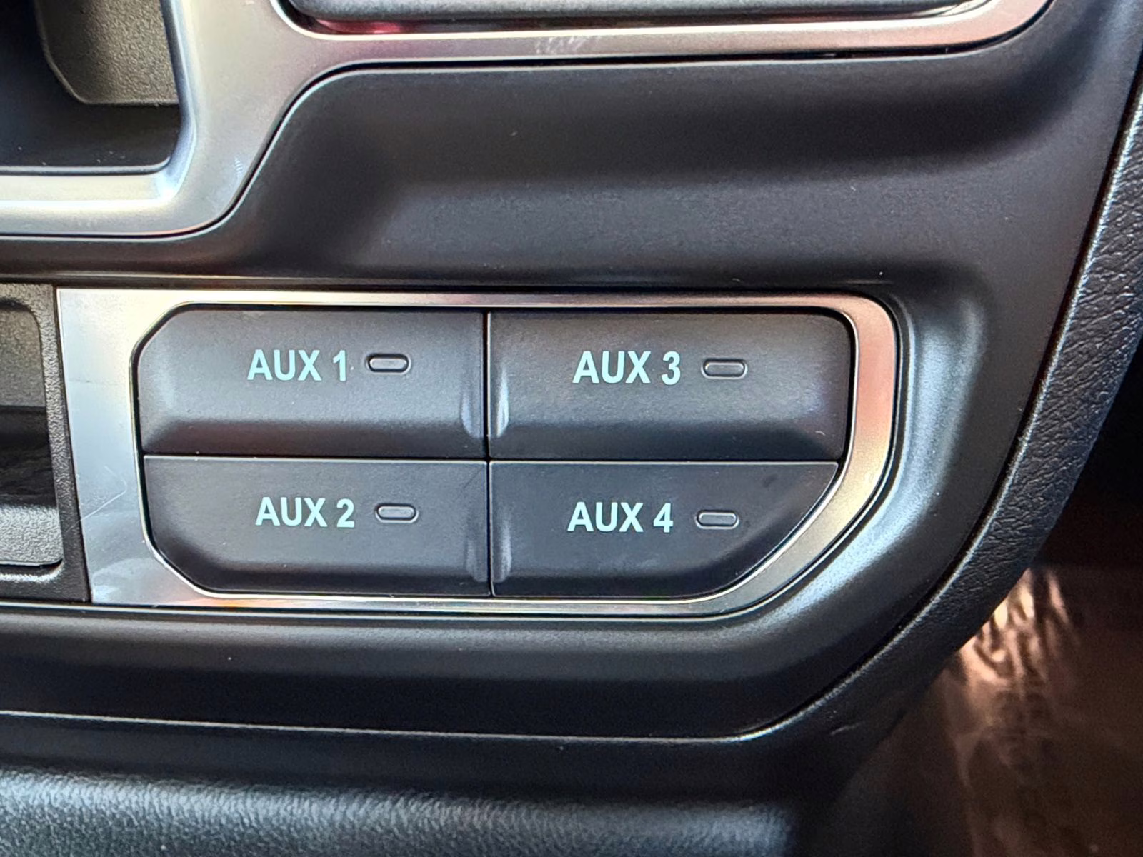 2026 bright white clearcoat Jeep Wrangler Sahara 4X4 SUV