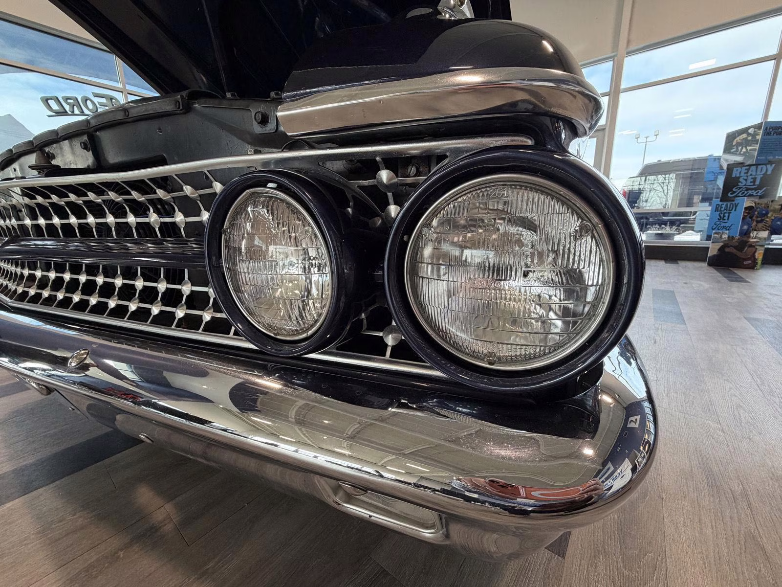 1961 CHESAPEAK BLUE METALLIC Ford Galaxy Sunliner Convertible Sunliner Convertible RWD Convertible