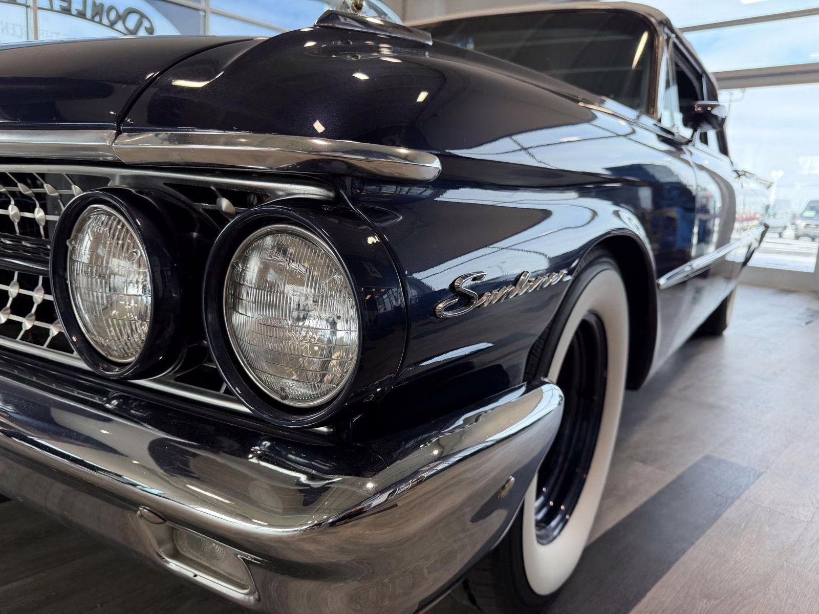 1961 CHESAPEAK BLUE METALLIC Ford Galaxy Sunliner Convertible Sunliner Convertible RWD Convertible