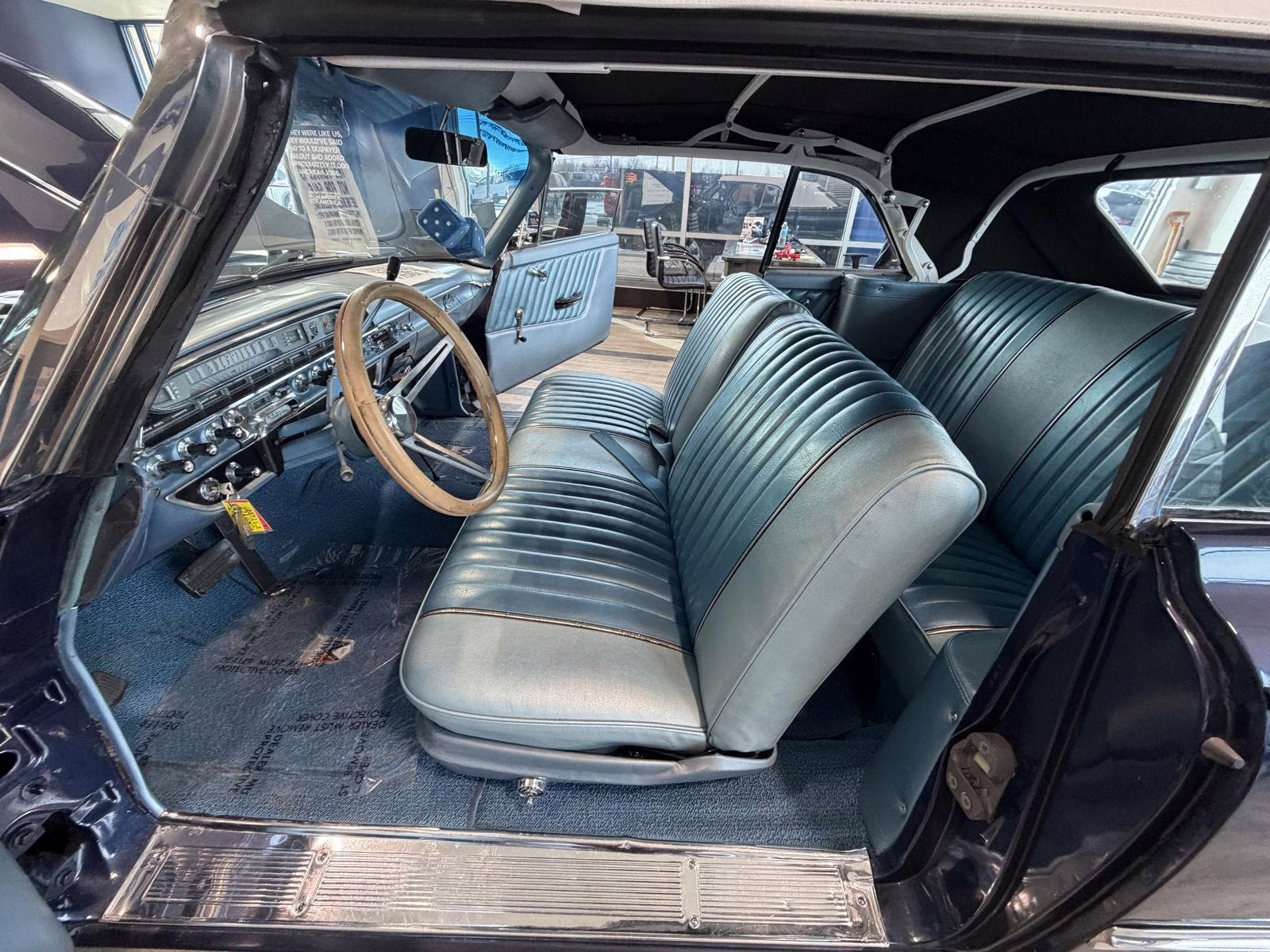 1961 CHESAPEAK BLUE METALLIC Ford Galaxy Sunliner Convertible Sunliner Convertible RWD Convertible