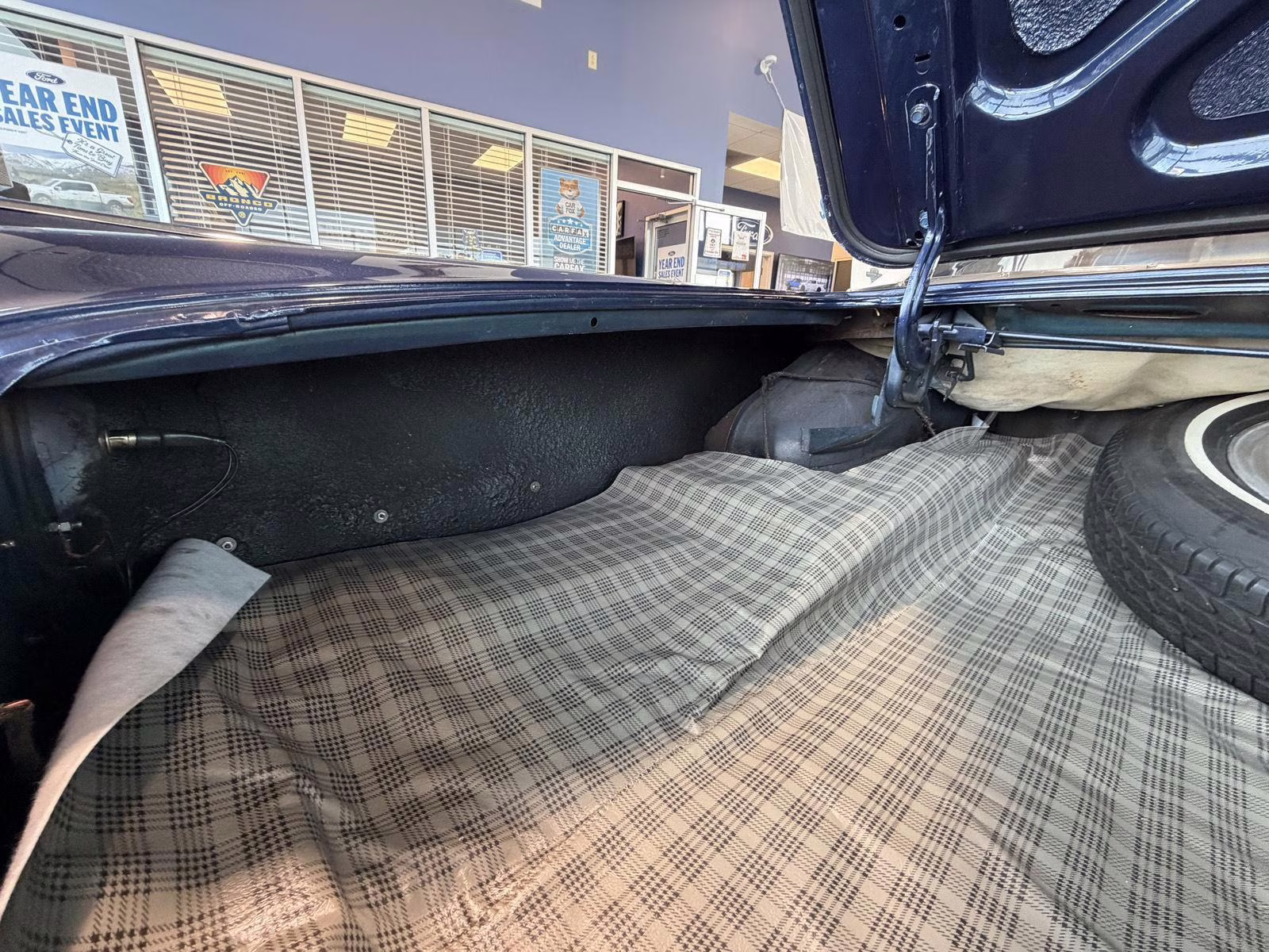 1961 CHESAPEAK BLUE METALLIC Ford Galaxy Sunliner Convertible Sunliner Convertible RWD Convertible