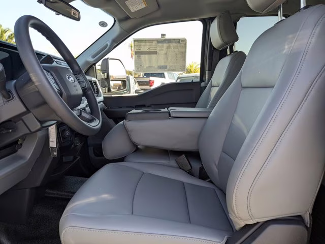 2026 Gray Metallic Ford Super Duty F-250 SRW XL RWD Truck