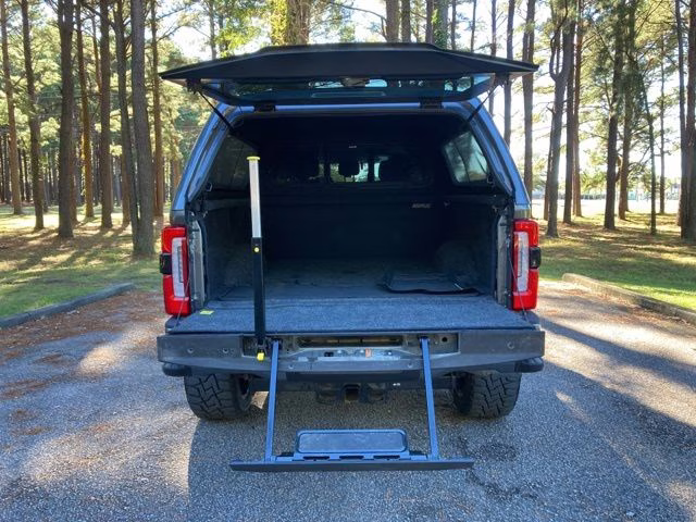 2024 Gray Metallic Ford Super Duty F-350 SRW Limited 4X4 Truck