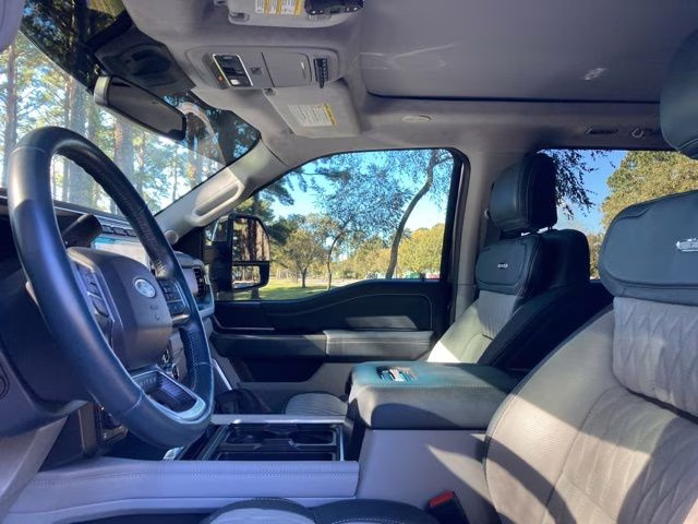 2024 Gray Metallic Ford Super Duty F-350 SRW Limited 4X4 Truck