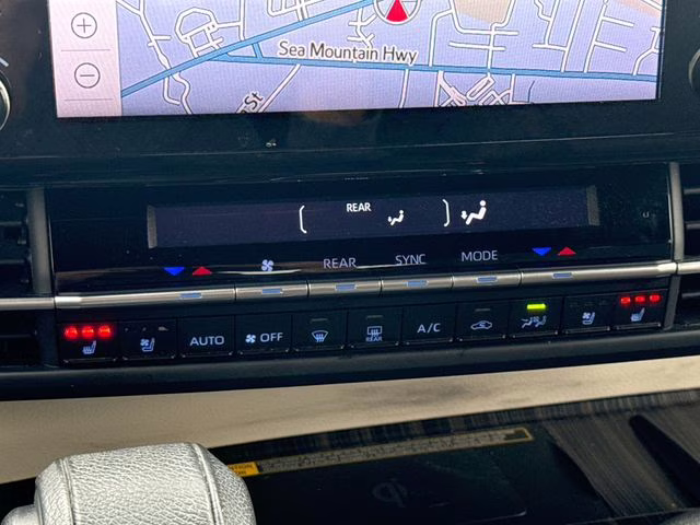 2021 Celestial Silver Metallic Toyota Sienna Platinum FWD Van