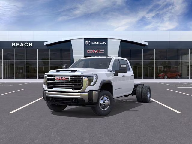 2026 Summit White GMC Sierra 3500 HD Chassis Cab Pro 4X4 Truck