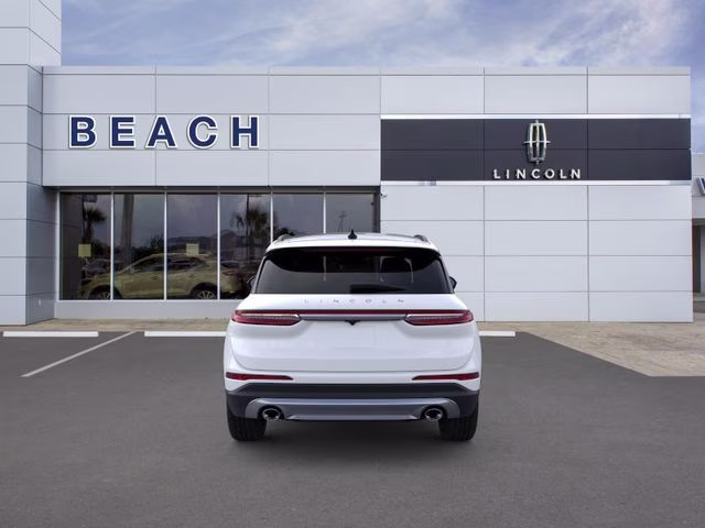 2026 Crystal White Metallic Clearcoat Lincoln Corsair Reserve FWD SUV