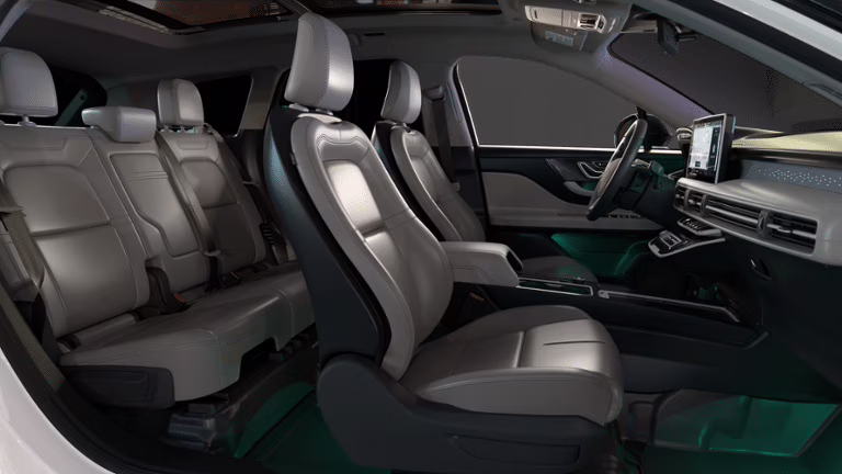 2026 Pristine White Metallic Tri-Coat Lincoln Corsair Reserve AWD SUV
