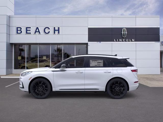 2026 Pristine White Metallic Tri-Coat Lincoln Corsair Reserve AWD SUV