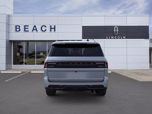 2025 Gray Mist Metallic Tri-Coat Lincoln Navigator Reserve 4X4 SUV