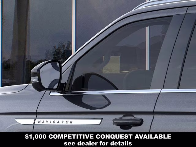 2025 Starlight Gray Premium Colorant Lincoln Navigator L Reserve 4X4 SUV