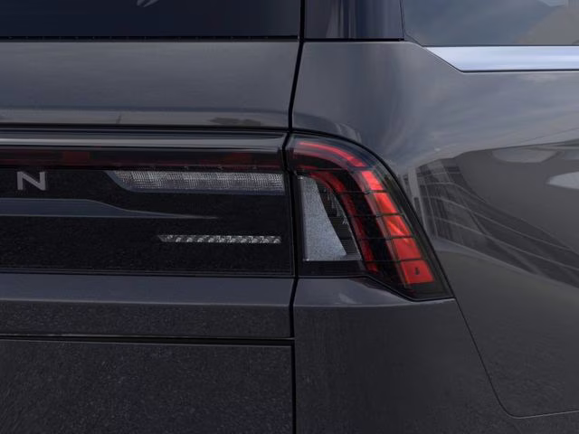 2025 Starlight Gray Premium Colorant Lincoln Navigator L Reserve 4X4 SUV