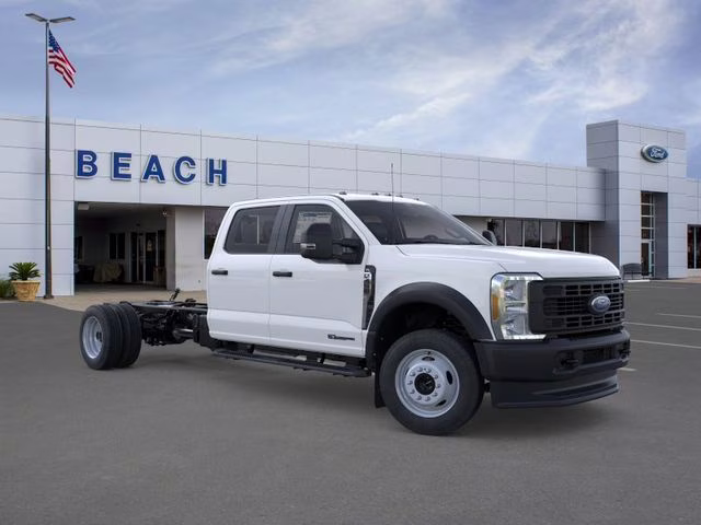 2026 Oxford White Ford Super Duty F-450 DRW XL DRW 4X4 Truck