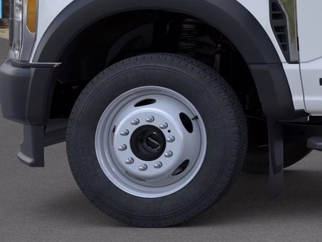 2026 Oxford White Ford Super Duty F-450 DRW XL DRW 4X4 Truck