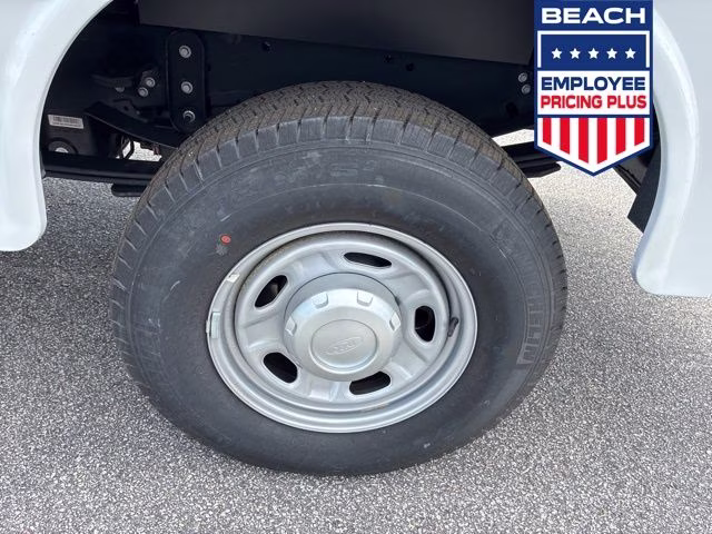 2026 Oxford White Ford Super Duty F-250 SRW XL 4X4 Truck