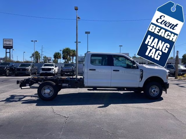 2026 Oxford White Ford Super Duty F-250 SRW XL 4X4 Truck