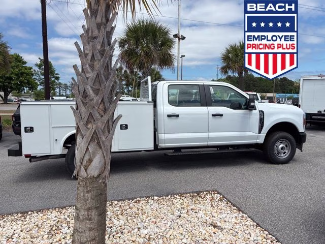 2026 Oxford White Ford Super Duty F-250 SRW XL 4X4 Truck