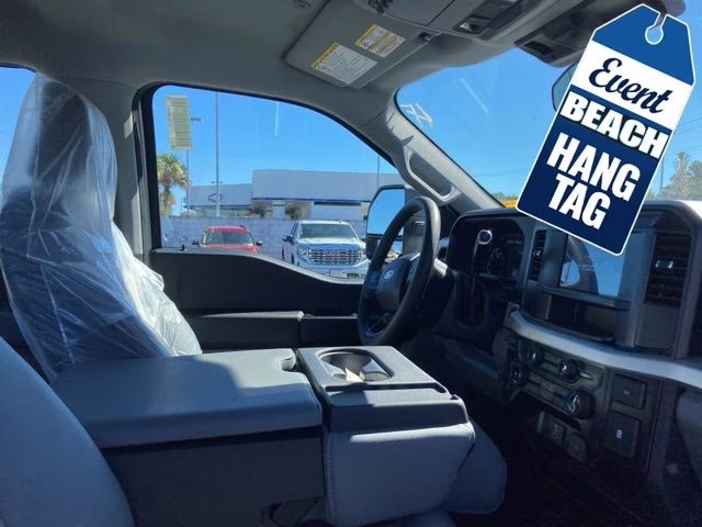 2026 Oxford White Ford Super Duty F-250 SRW XL 4X4 Truck