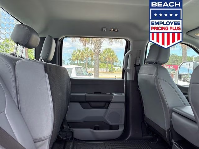 2026 Oxford White Ford Super Duty F-250 SRW XL 4X4 Truck